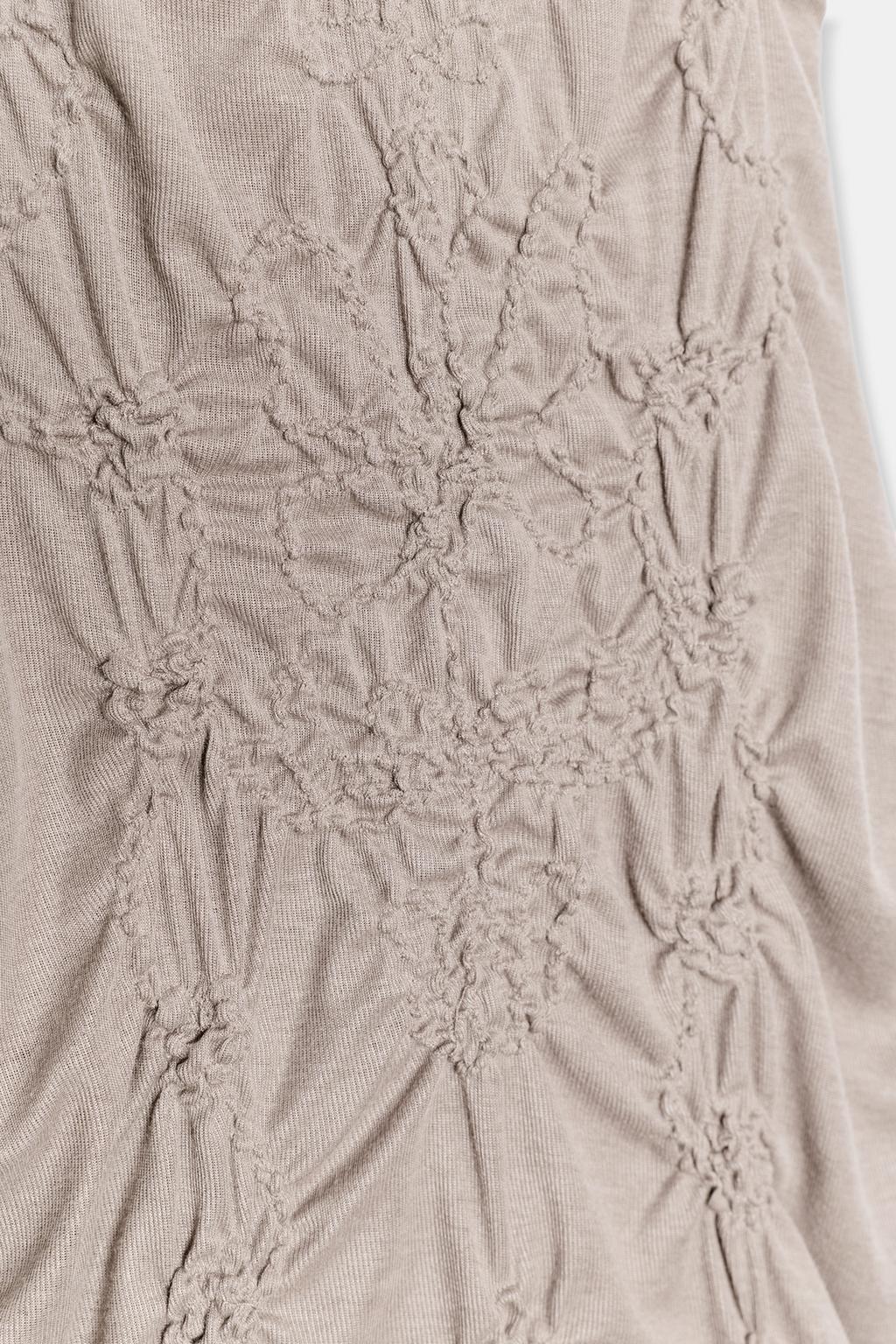 КОРОТКОЕ ПЛАТЬЕ СО СБОРКАМИ И КРУЖЕВОМ