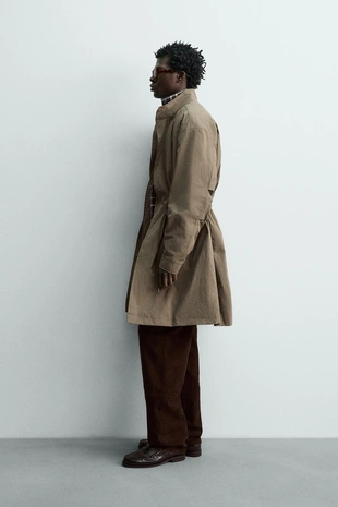 Парка из высокотехнологичной ткани с отстегивающейся жилеткой- Заказать в России