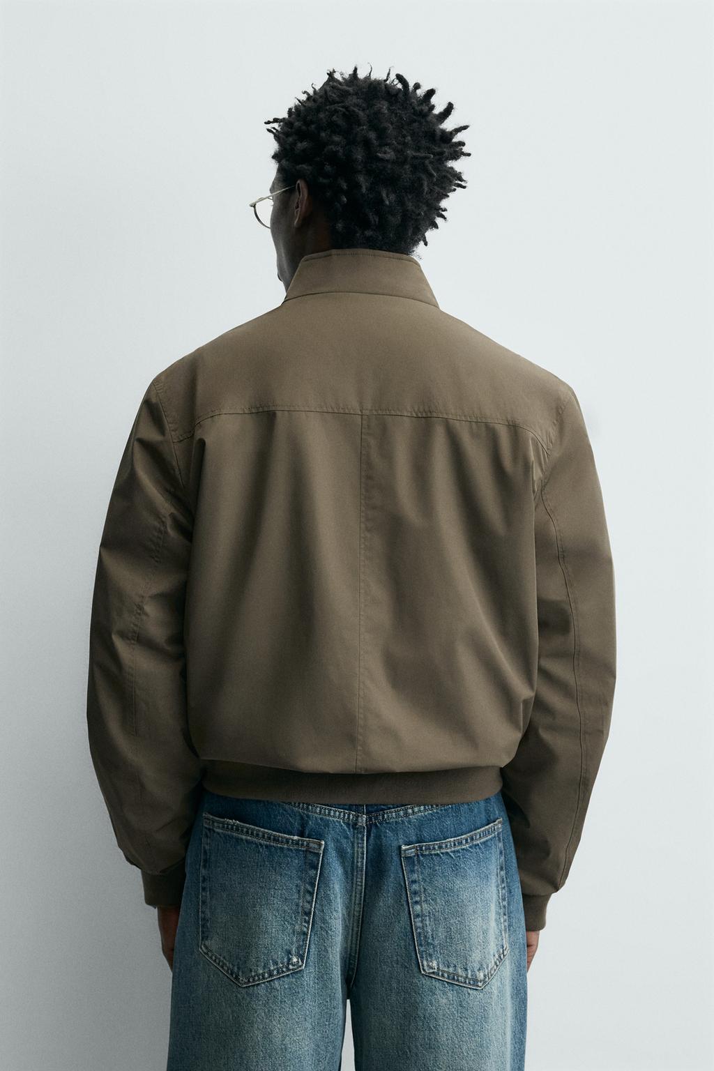 ЛЕГКАЯ НЕПРОМОКАЕМАЯ КУРТКА