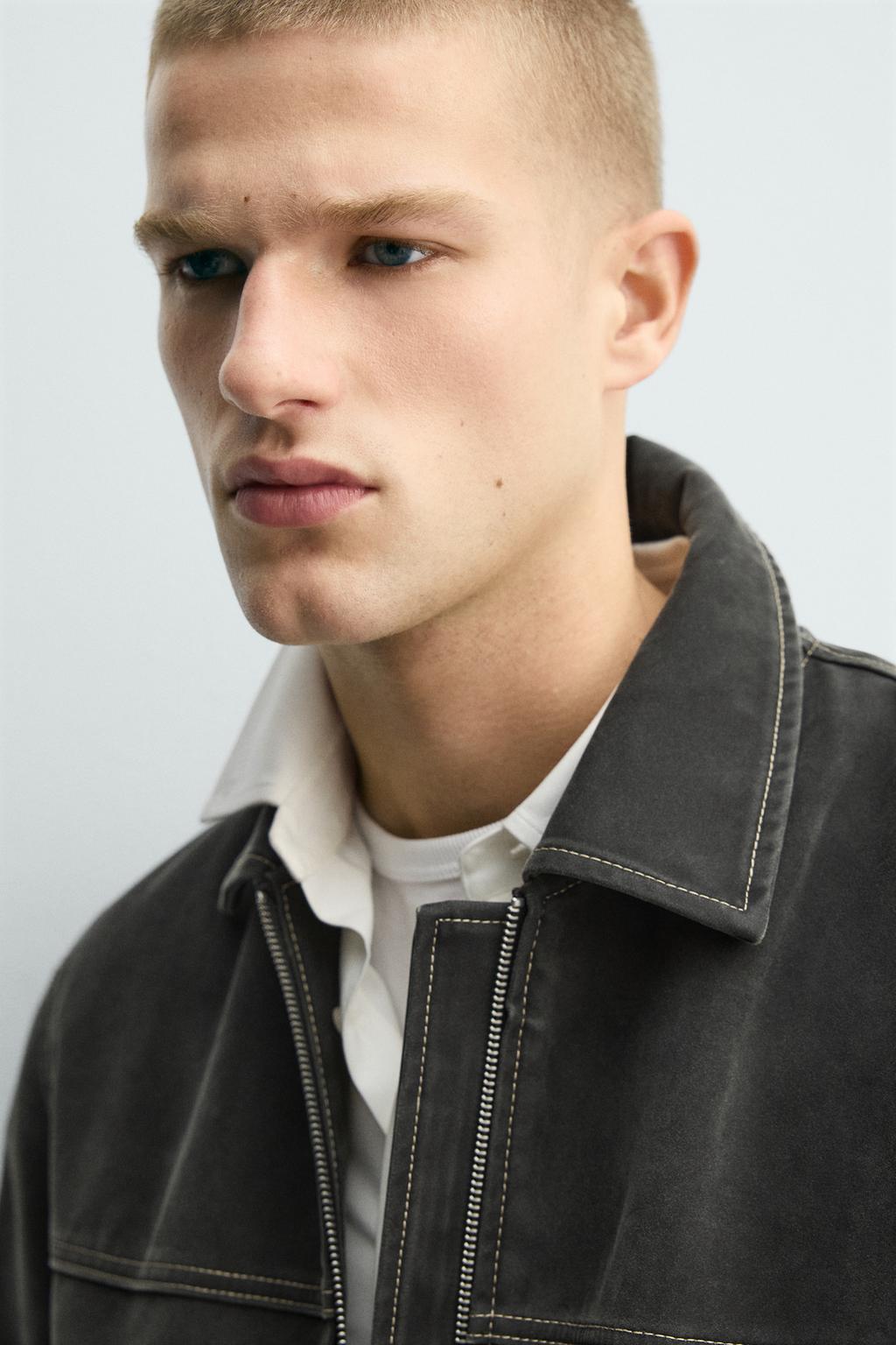 КУРТКА С ЭФФЕКТОМ ПОТЕРТОСТИ И ДЕКОРАТИВНОЙ СТРОЧКОЙ