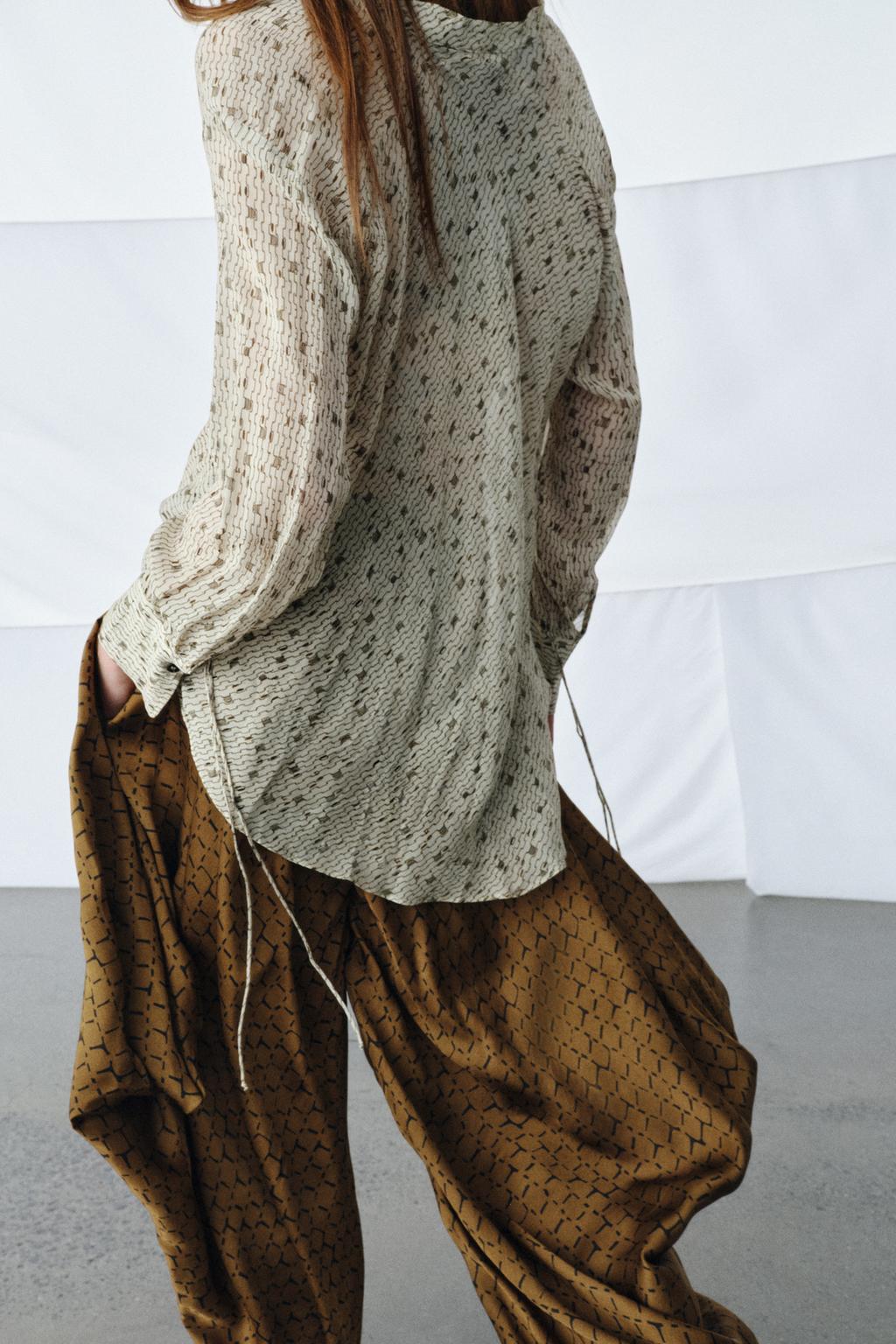 РУБАШКА ИЗ СТРУЯЩЕЙСЯ ТКАНИ С ПРИНТОМ — ZW COLLECTION