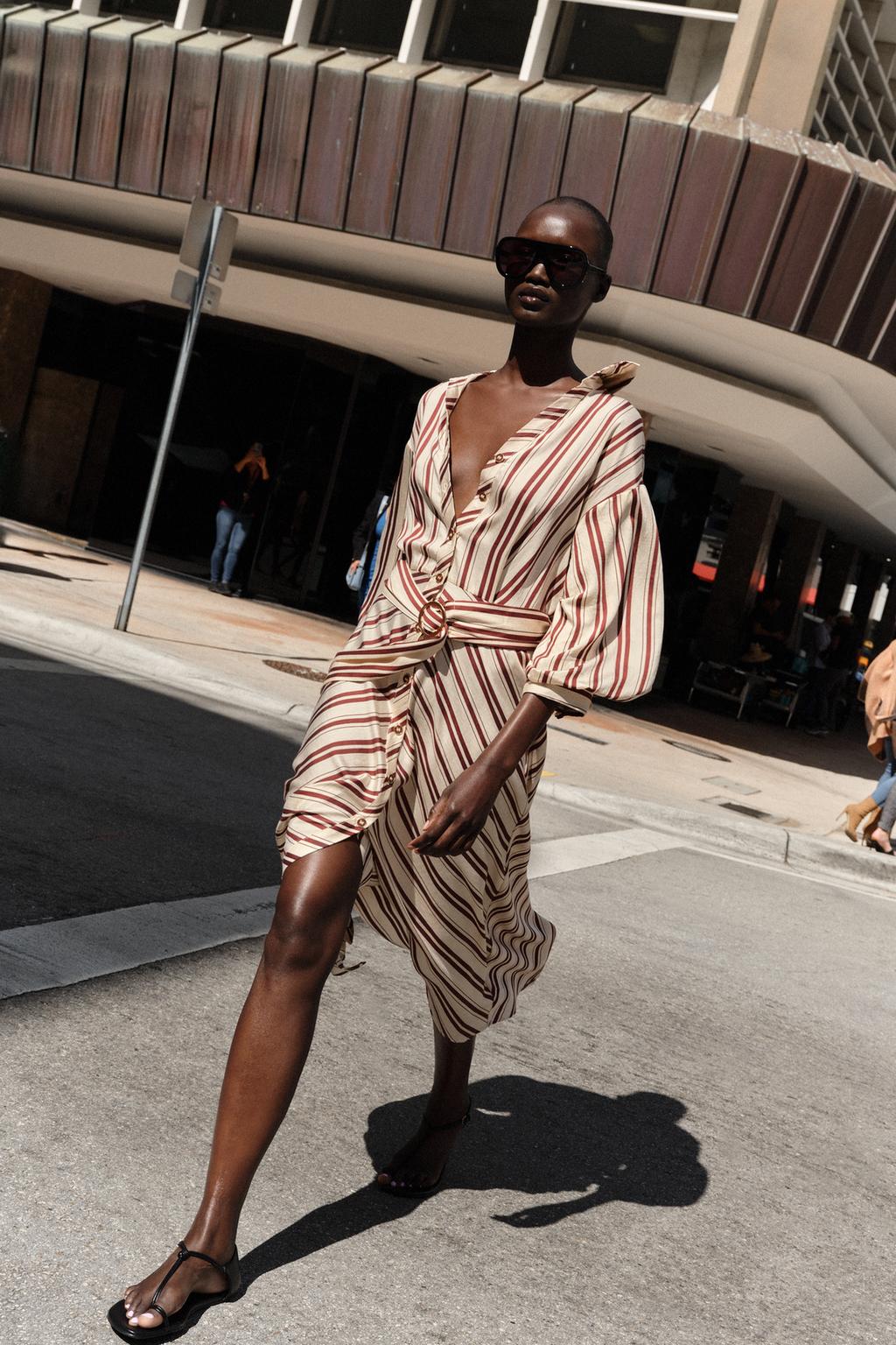 ПЛАТЬЕ МИДИ В ПОЛОСКУ С РЕМНЕМ