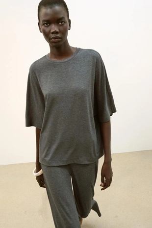 Топ с рукавами «летучая мышь»- Заказать в России