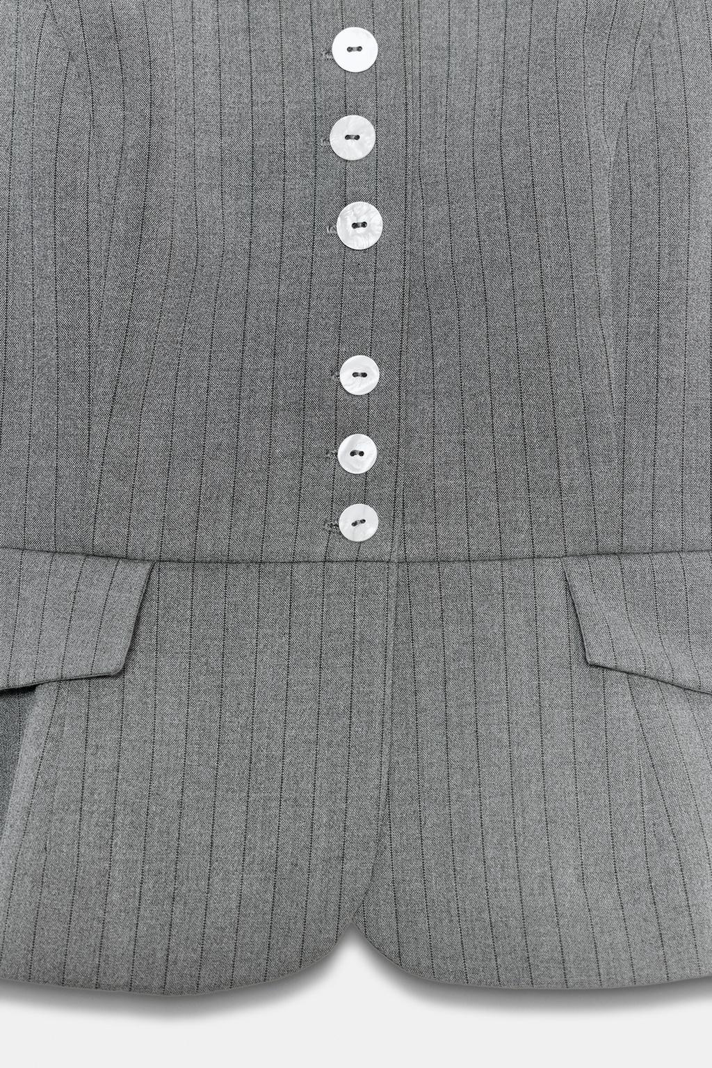 ТОП В ТОНКУЮ ПОЛОСКУ С ПУГОВИЦАМИ