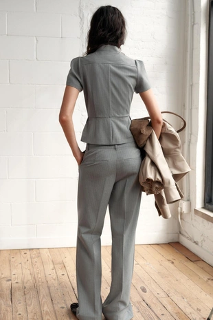 Топ в тонкую полоску с пуговицами- Заказать в России