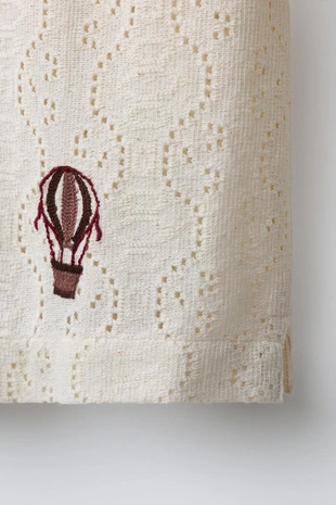 Рубашка с вязаным кружевом и вышивкой- Заказать в России