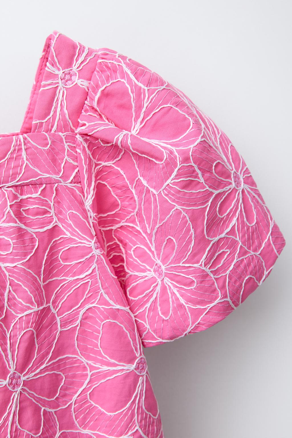 ПЛАТЬЕ С ЦВЕТОЧНОЙ ВЫШИВКОЙ