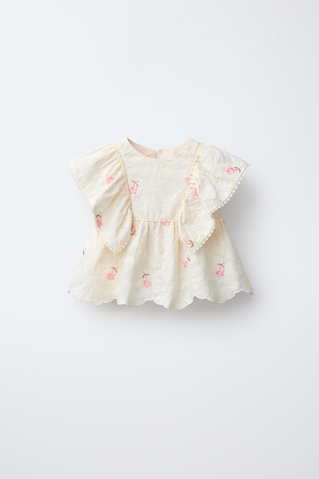 БЛУЗА С ВЫШИТЫМИ ЦВЕТАМИ