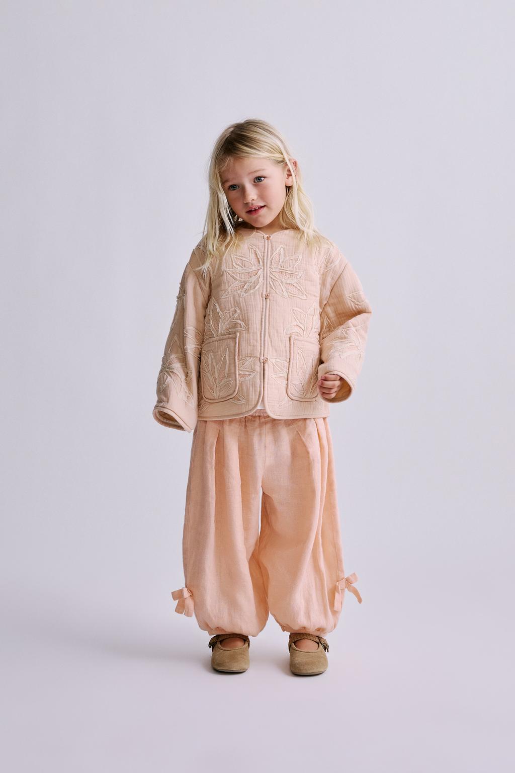 КУРТКА С ВЫШИВКОЙ «ЦВЕТЫ»