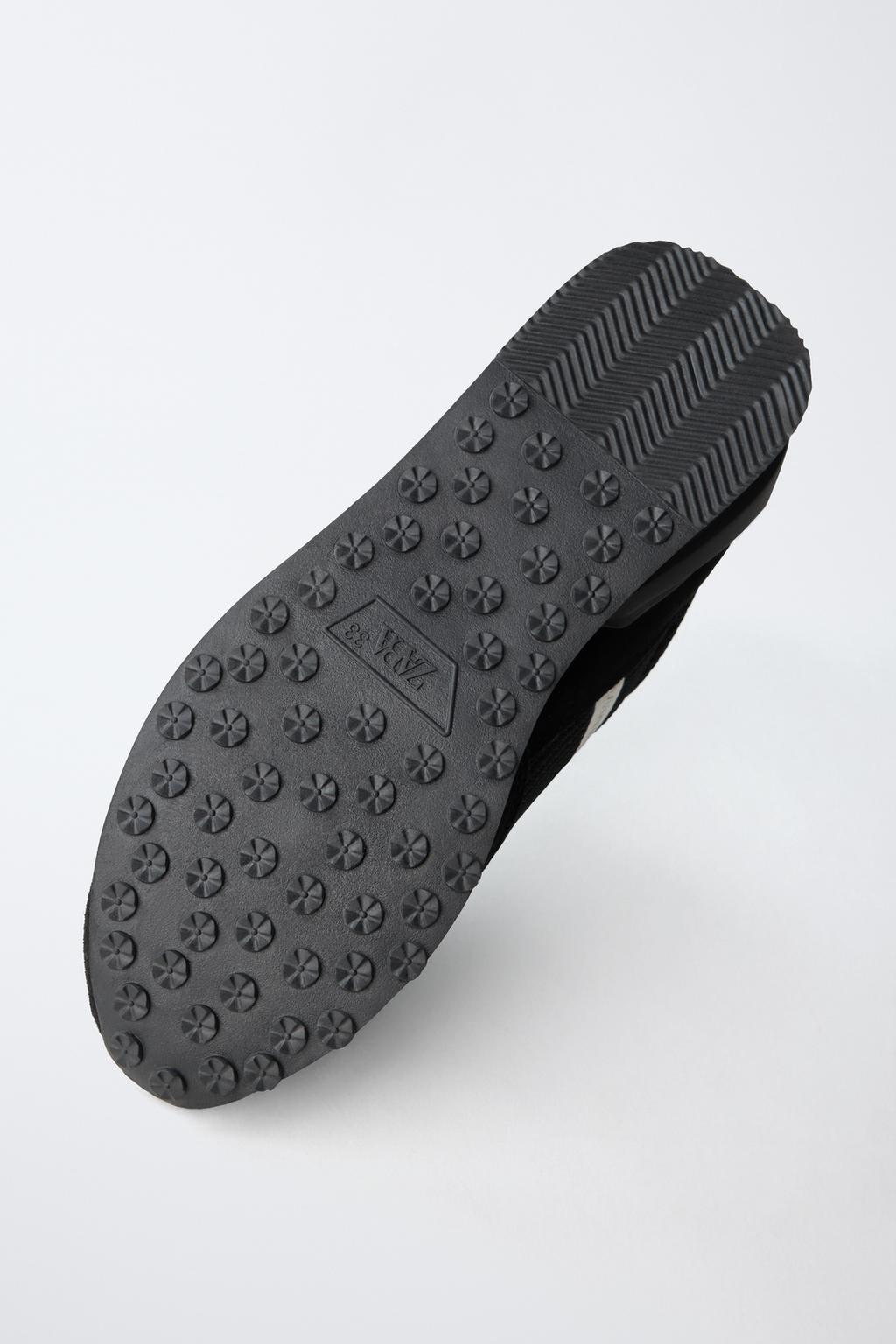 СПОРТИВНЫЕ КРОССОВКИ ИЗ ЗАМШИ