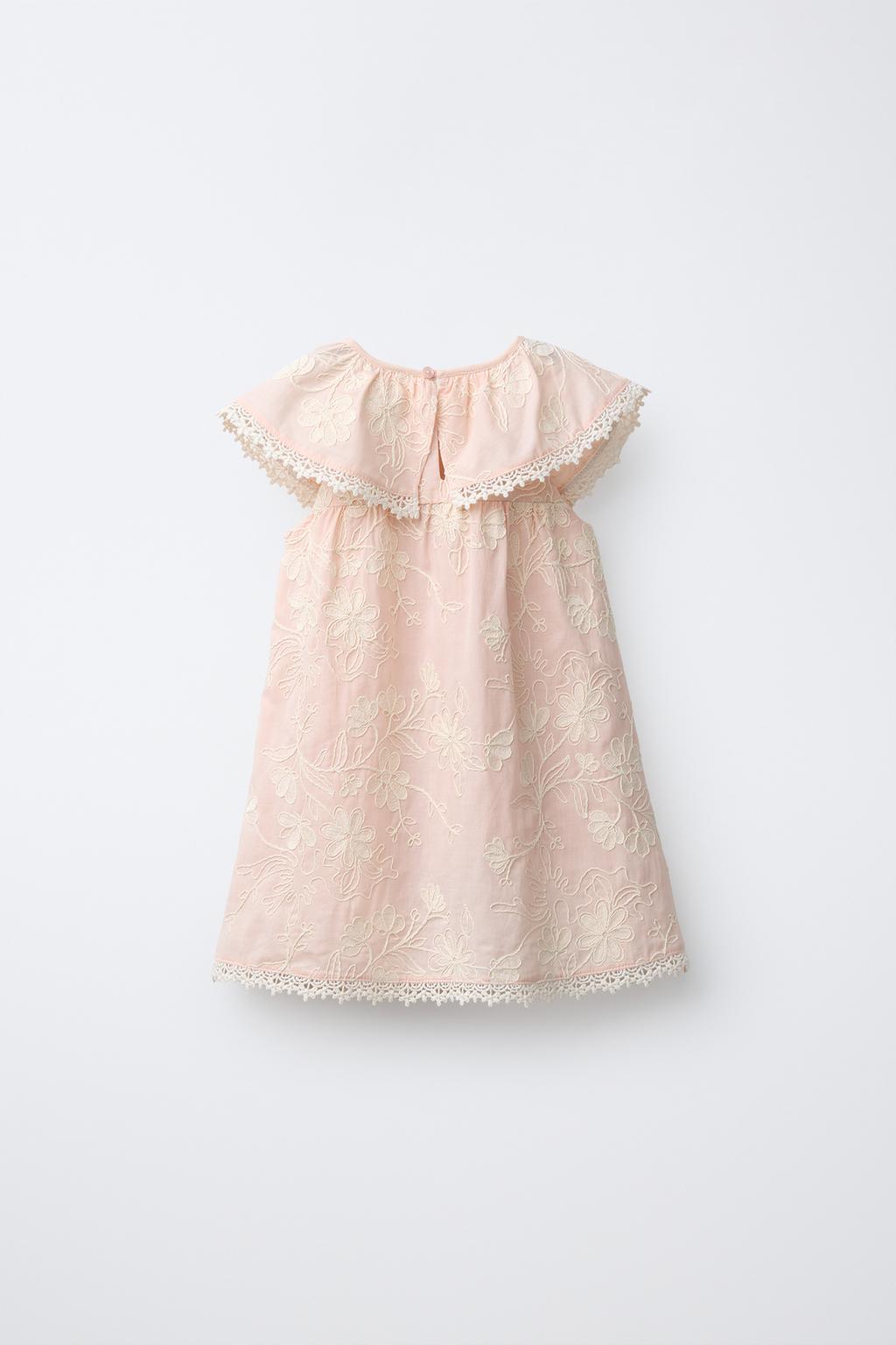 ПЛАТЬЕ С ВЫШИТЫМИ ЦВЕТАМИ