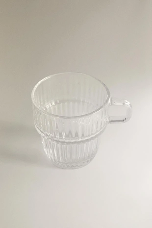 Стеклянная кружка с рельефным дизайном- Заказать в России