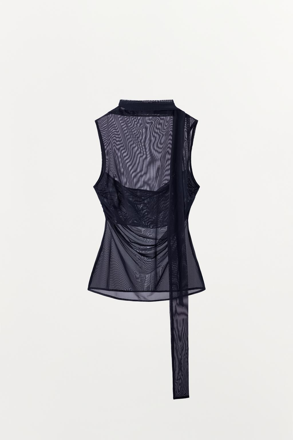 ТОП ИЗ ПОЛУПРОЗРАЧНОЙ ТКАНИ С ШАРФОМ