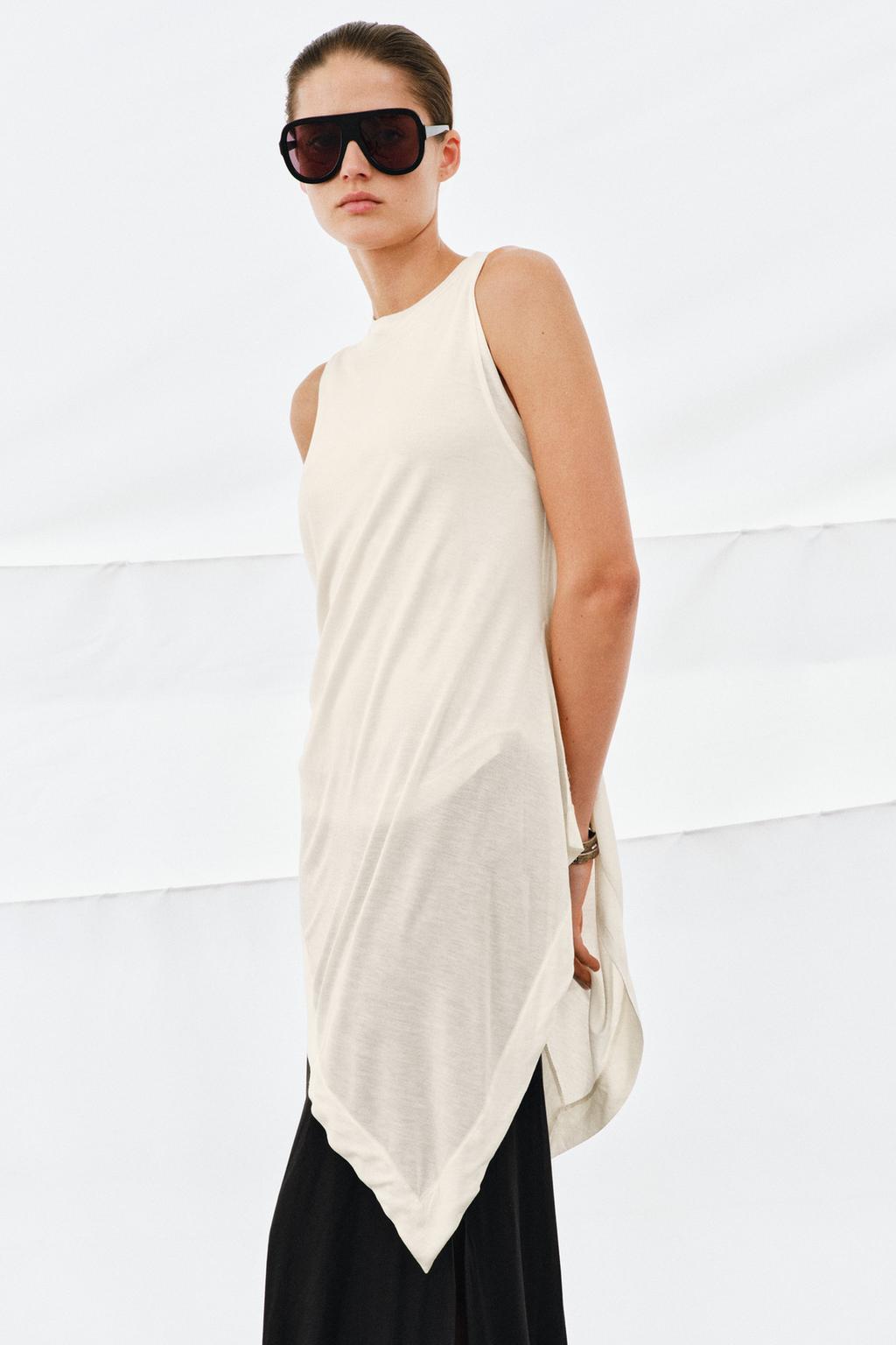 ТОП С ДВОЙНЫМ ЭФФЕКТОМ ИЗ ЛЕГКОЙ ТКАНИ