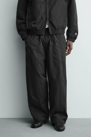 Технические брюки-джоггеры с контрастными полосами