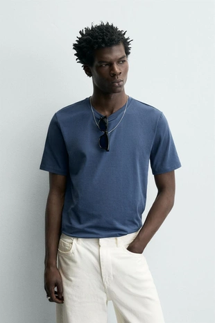 Базовая футболка SLIM FIT- Заказать в России