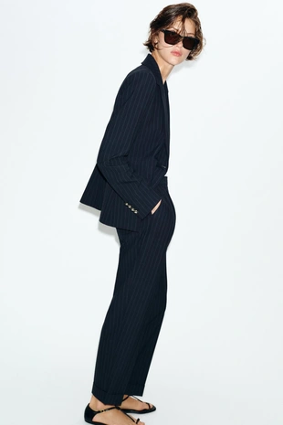 Брюки в тонкую полоску- Заказать в России