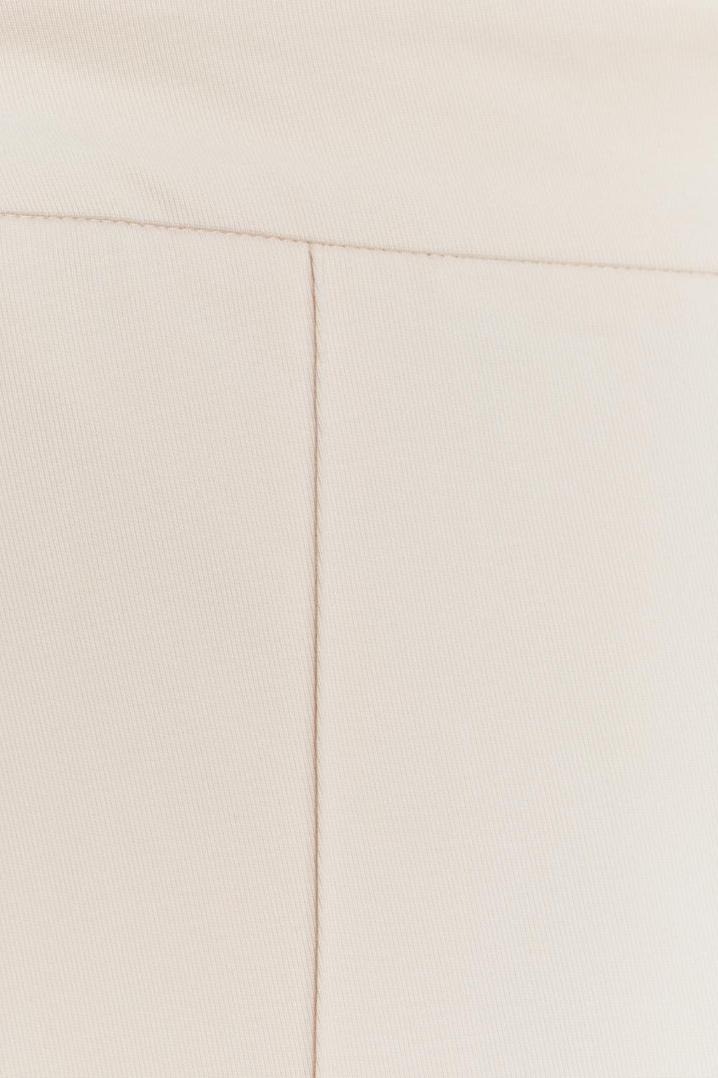 ПРЯМЫЕ БРЮКИ С ДЕКОРАТИВНОЙ СТРОЧКОЙ