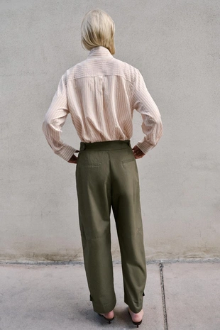 Брюки BARREL со шлевками- Заказать в России