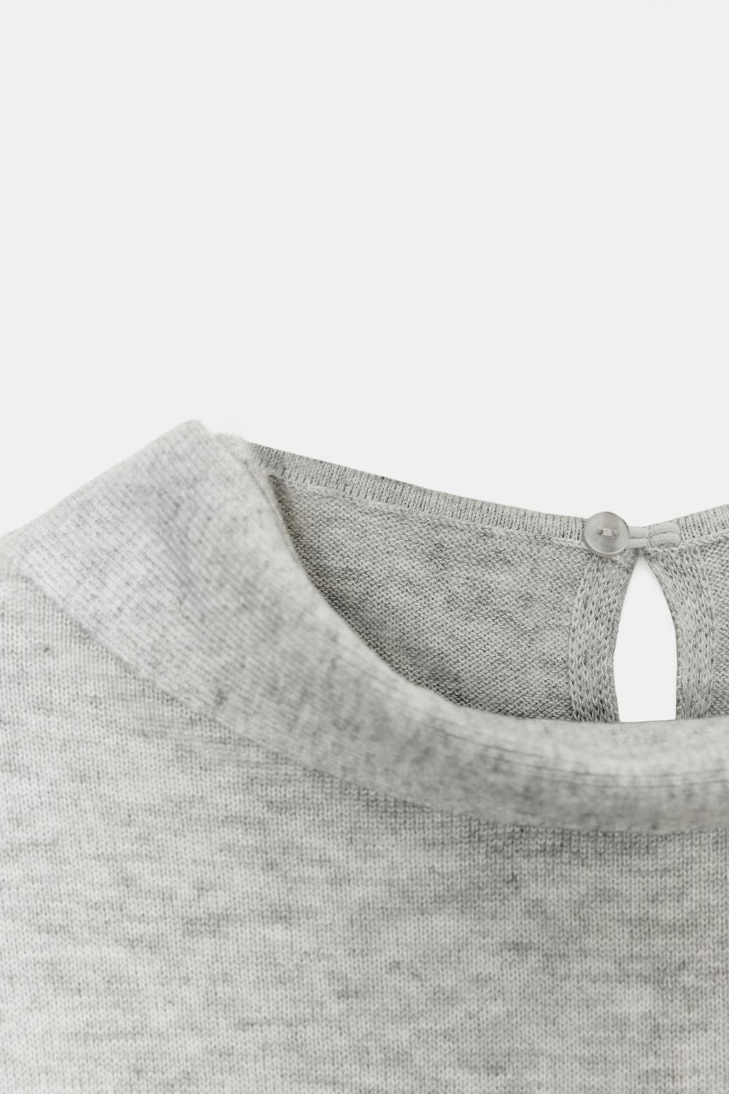 ТРИКОТАЖНЫЙ ТОП С ЗАВЯЗКАМИ