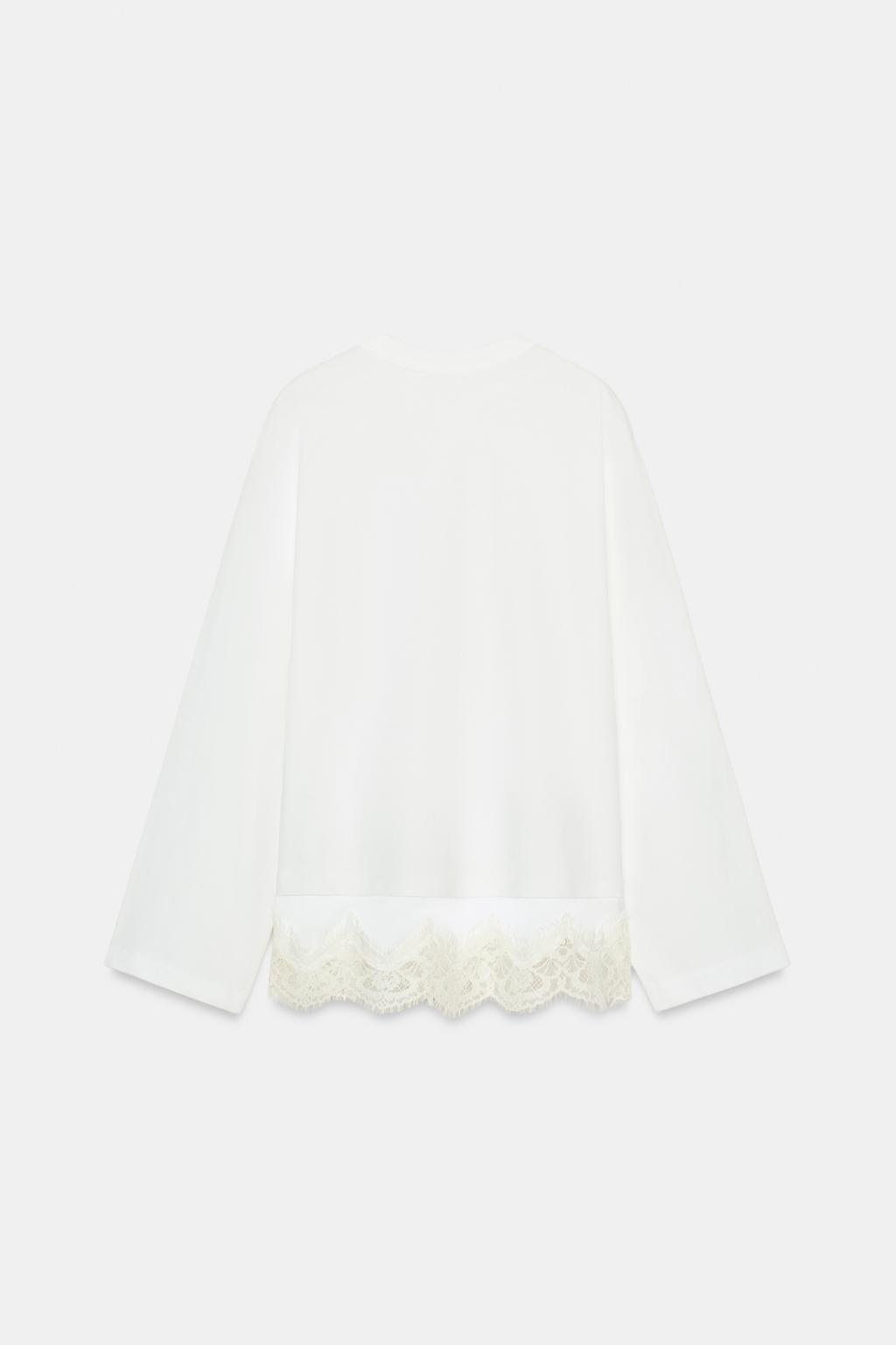 КОМБИНИРОВАННАЯ ФУТБОЛКА С КРУЖЕВОМ