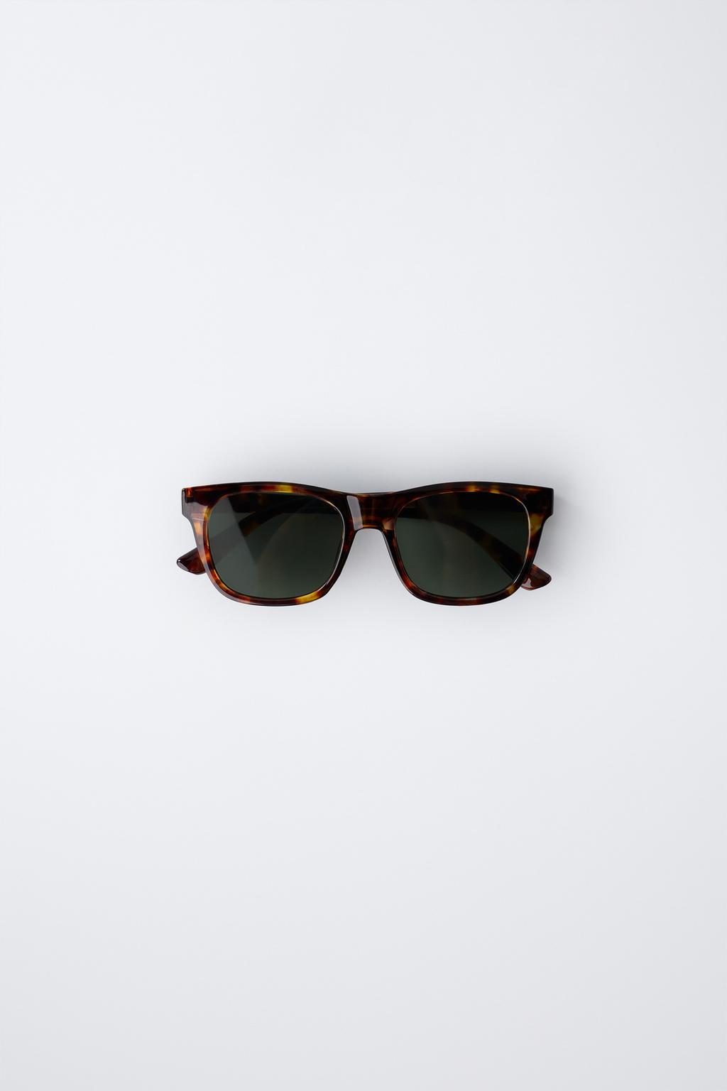 СОЛНЦЕЗАЩИТНЫЕ ОЧКИ В ПРЯМОУГОЛЬНОЙ ОПРАВЕ