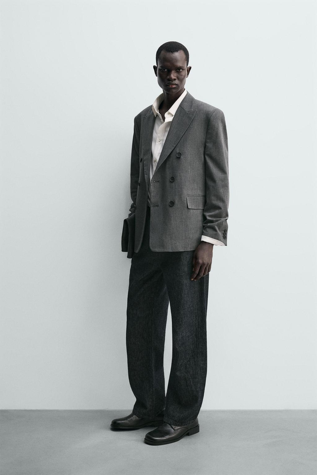 ДВУБОРТНЫЙ БЛЕЙЗЕР ИЗ ШЕРСТИ