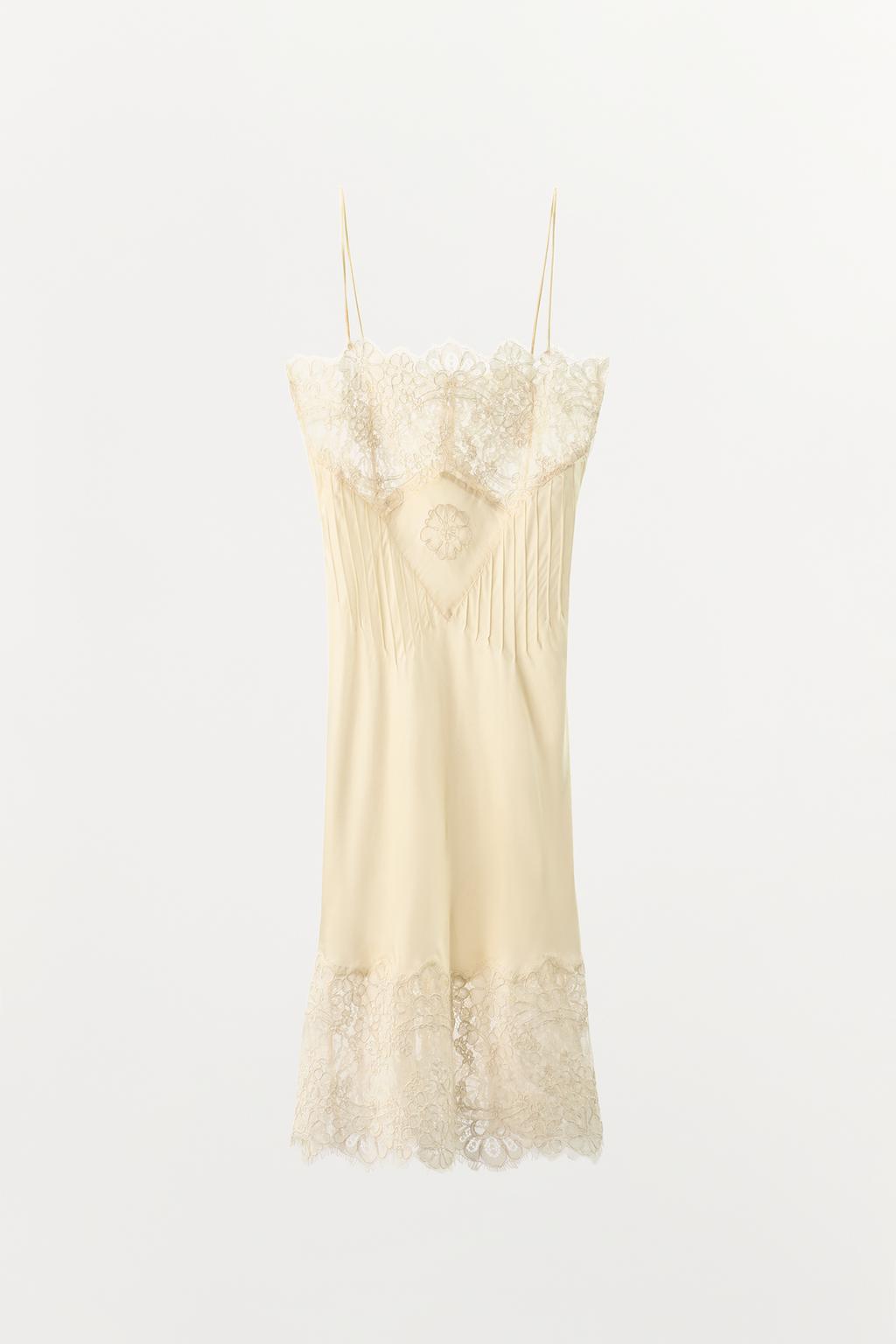 АТЛАСНОЕ ПЛАТЬЕ-КОМБИНАЦИЯ С КРУЖЕВОМ