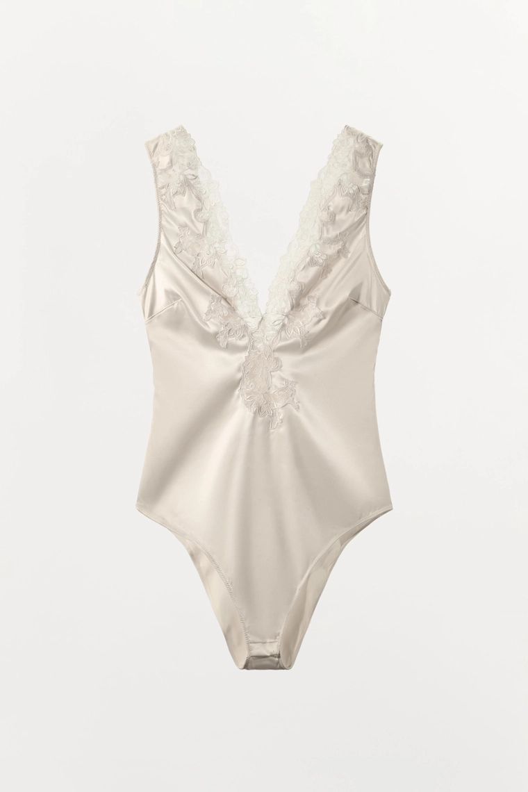 Боди из атласа с кружевом коллекции zw