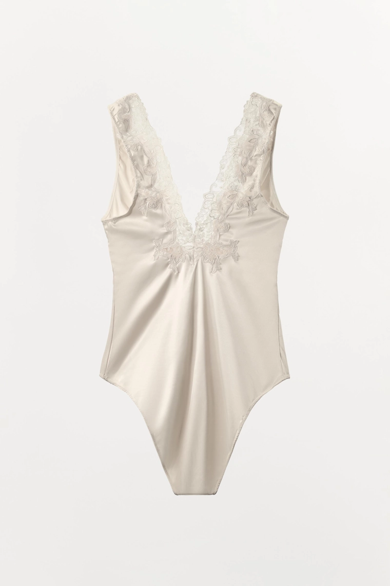 Боди из атласа с кружевом коллекции zw