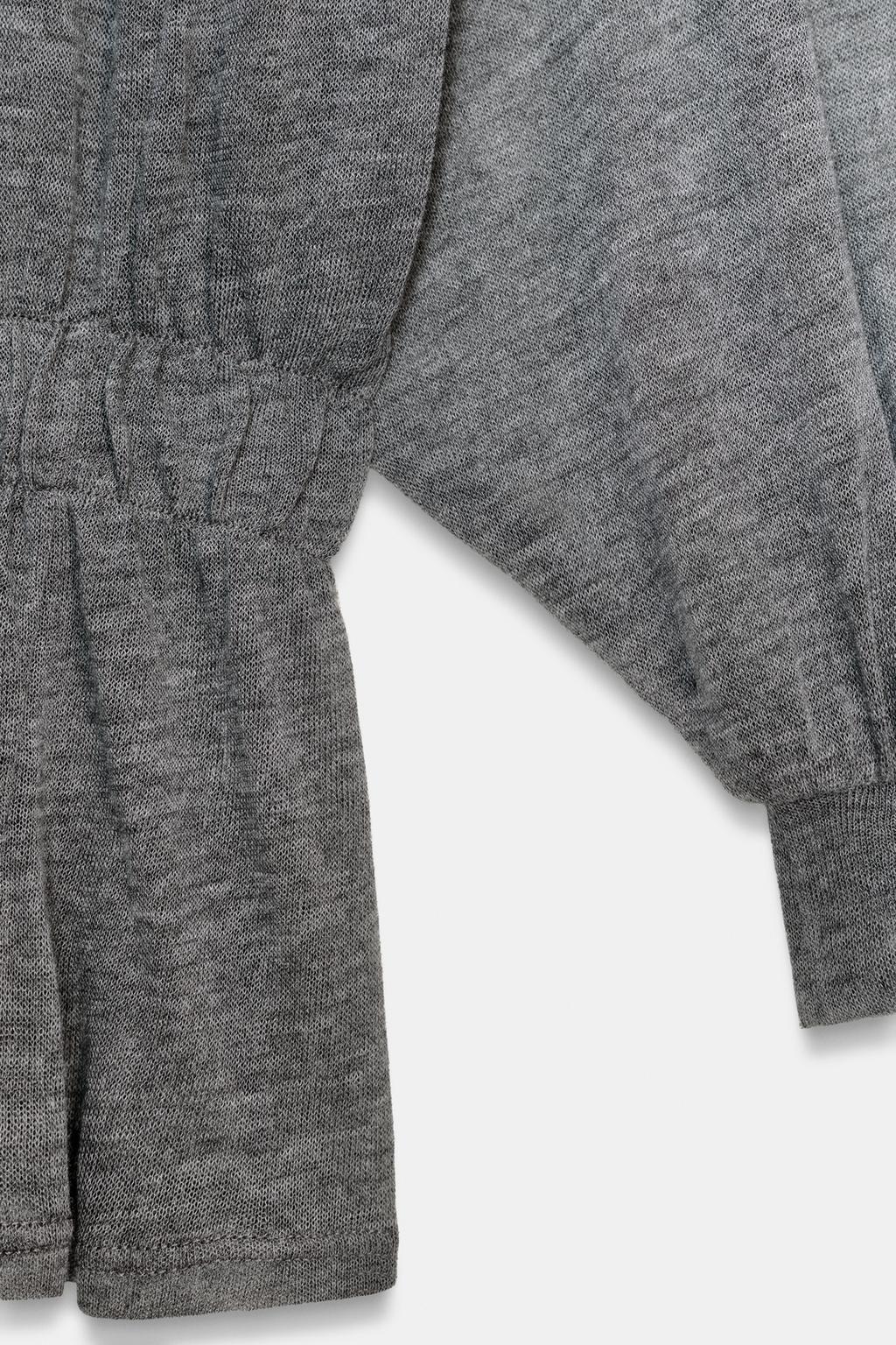 ТОП С РУКАВАМИ «ЛЕТУЧАЯ МЫШЬ» И ВОЛАНАМИ