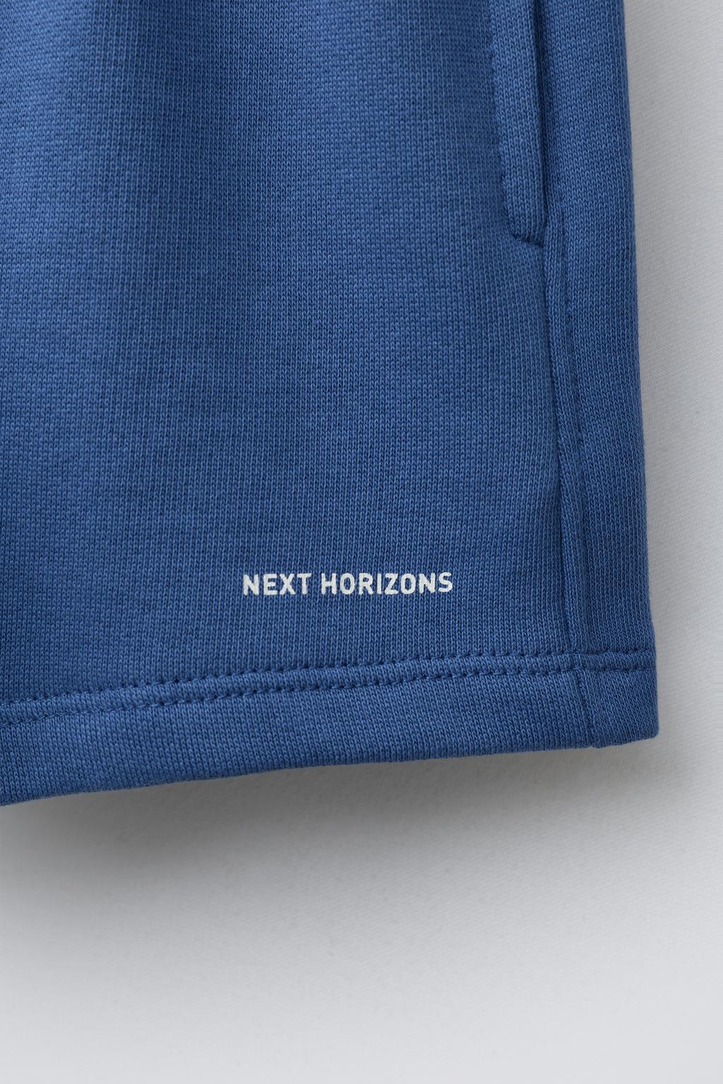 БАЗОВЫЕ ШОРТЫ С НАДПИСЬЮ