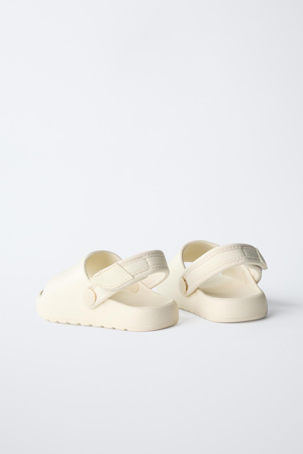 ПЛЯЖНЫЕ САНДАЛИИ