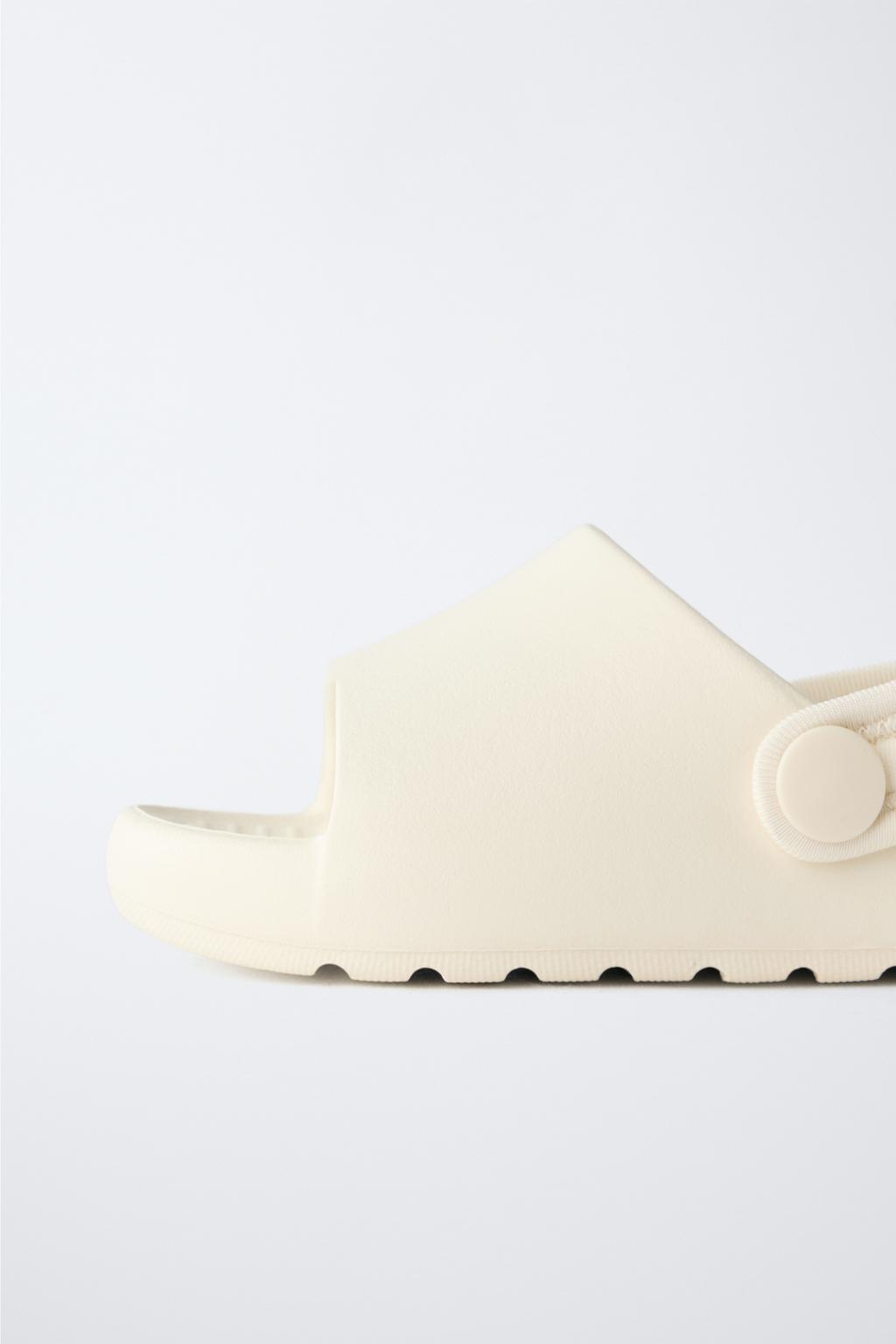 ПЛЯЖНЫЕ САНДАЛИИ