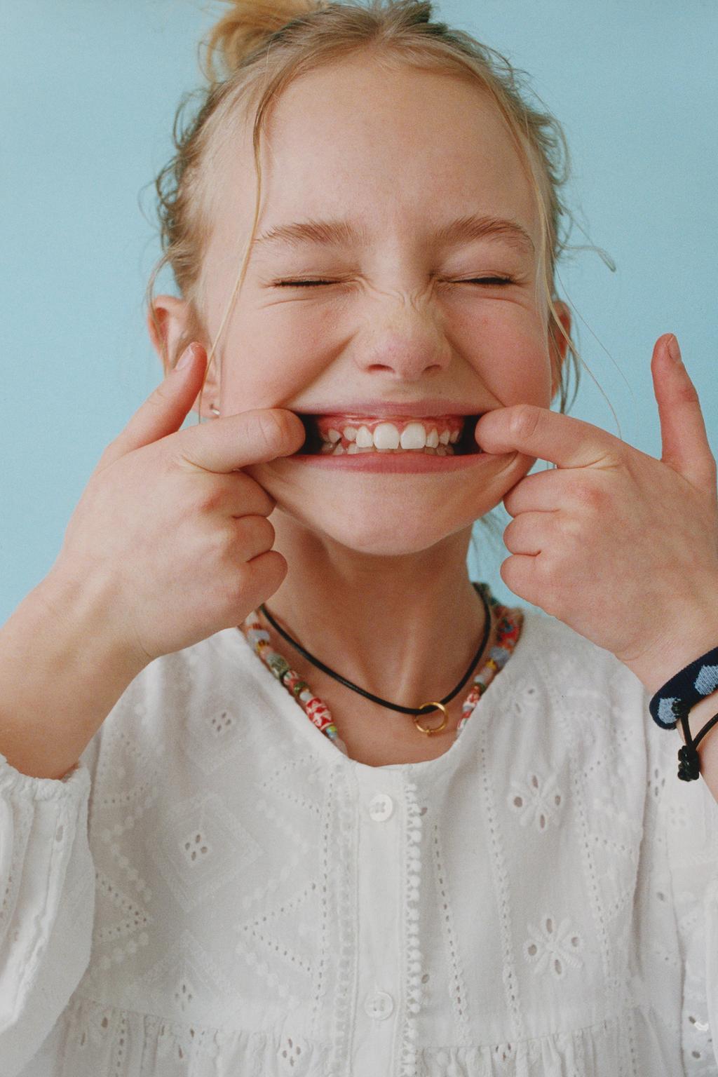 РОМАНТИЧЕСКОЕ ПЛАТЬЕ С ПАНЕЛЯМИ