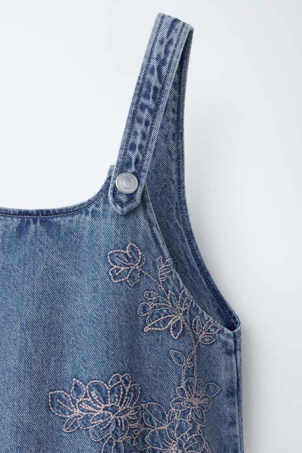 ДЖИНСОВОЕ ПЛАТЬЕ С ВЫШИТЫМИ ЦВЕТАМИ