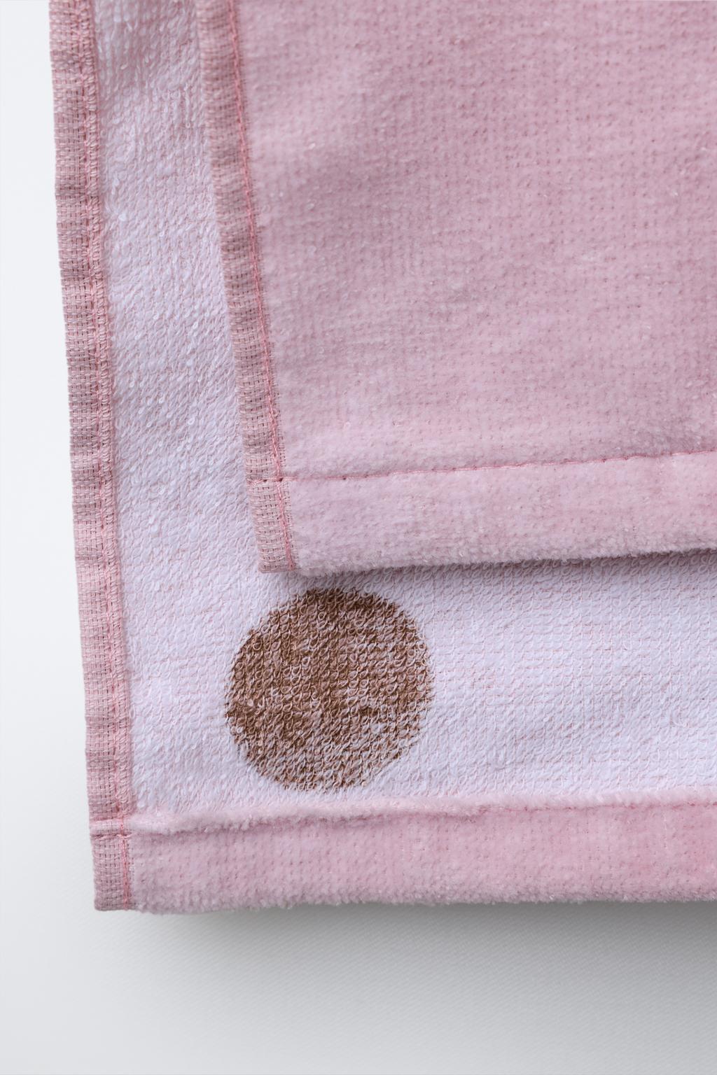 ПОЛОТЕНЦЕ-ПОНЧО В ГОРОШЕК