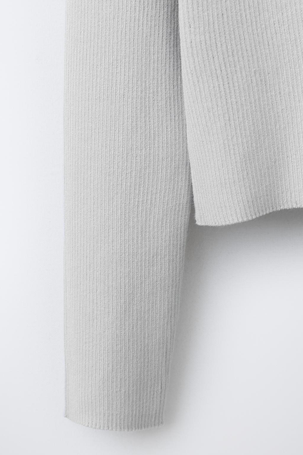 Кардиган с рельефным узором