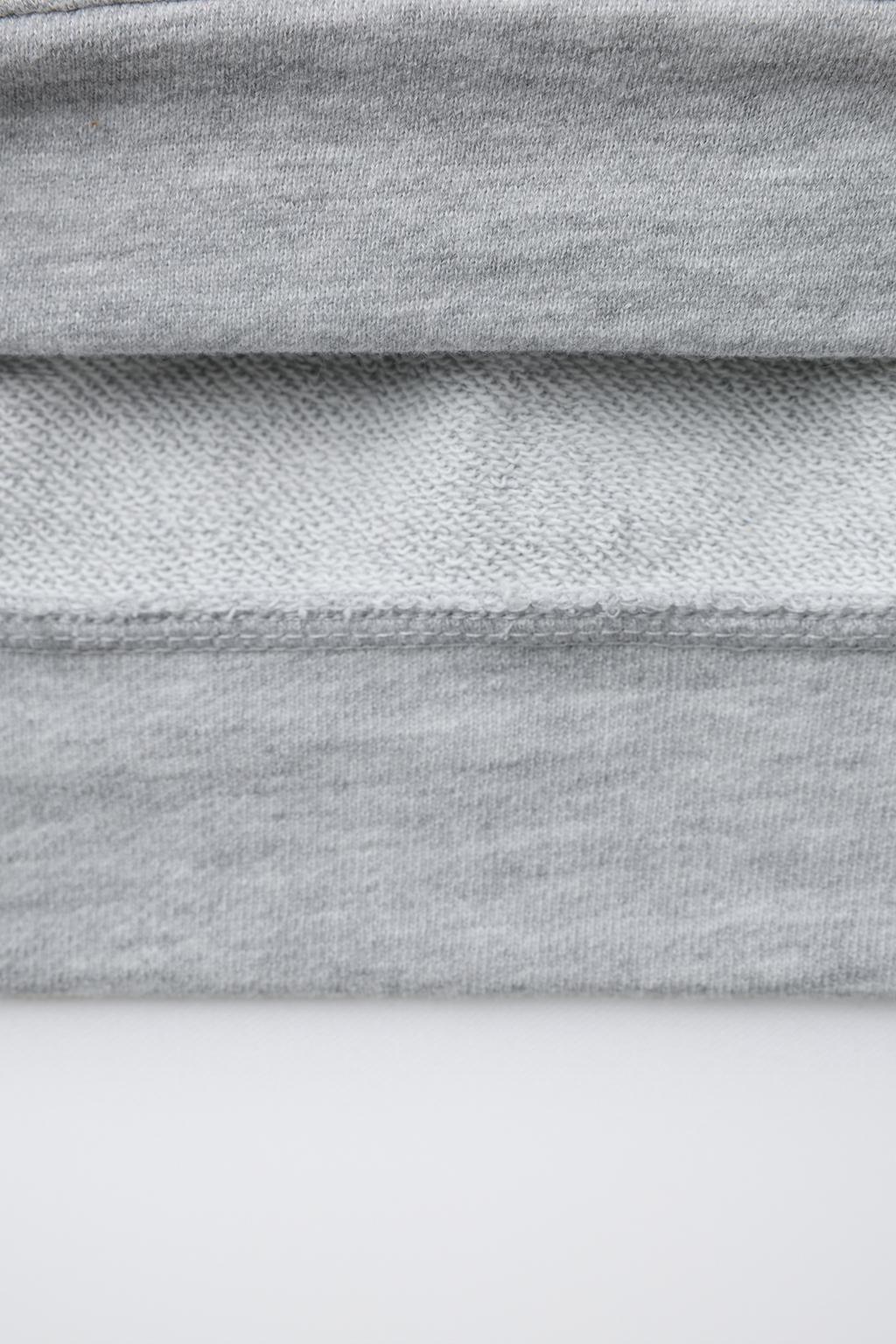 ТОЛСТОВКА С НАШИВКОЙ