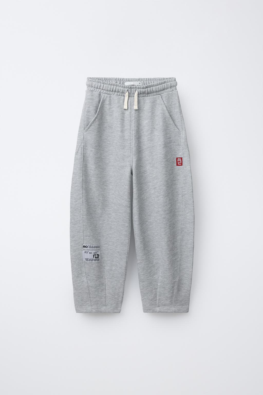 БРЮКИ BARREL С ЭТИКЕТКОЙ