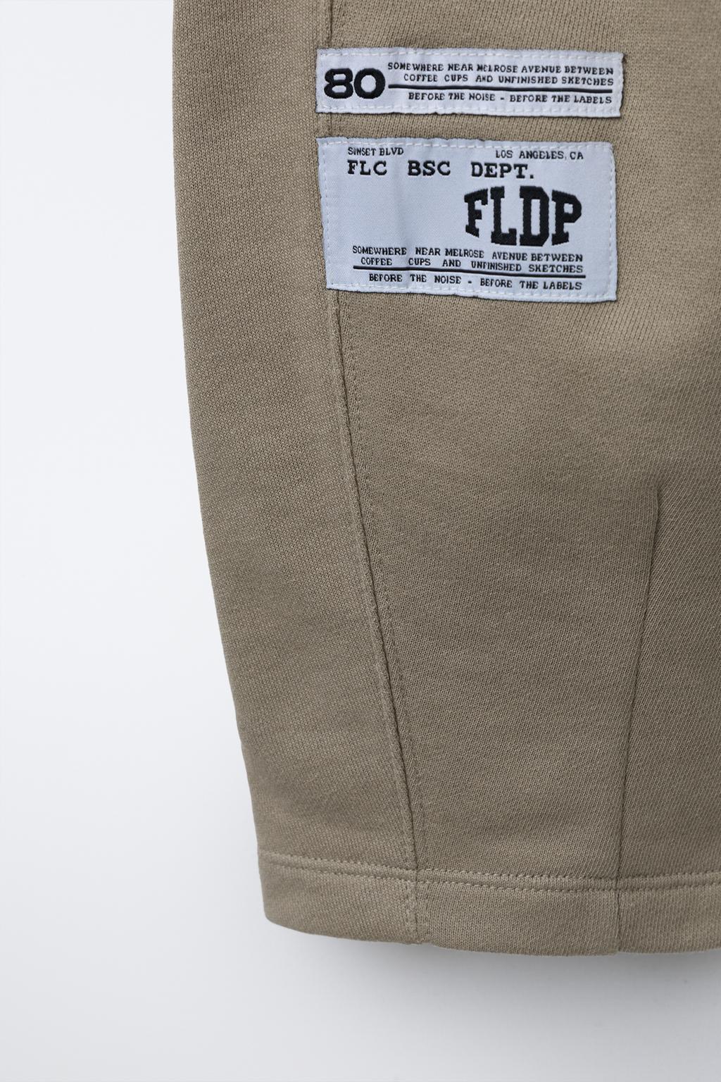 БРЮКИ BARREL С ЭТИКЕТКОЙ