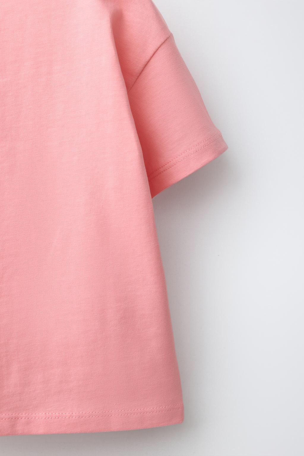 ФУТБОЛКА С КАРМАНОМ И ВЫШИВКОЙ