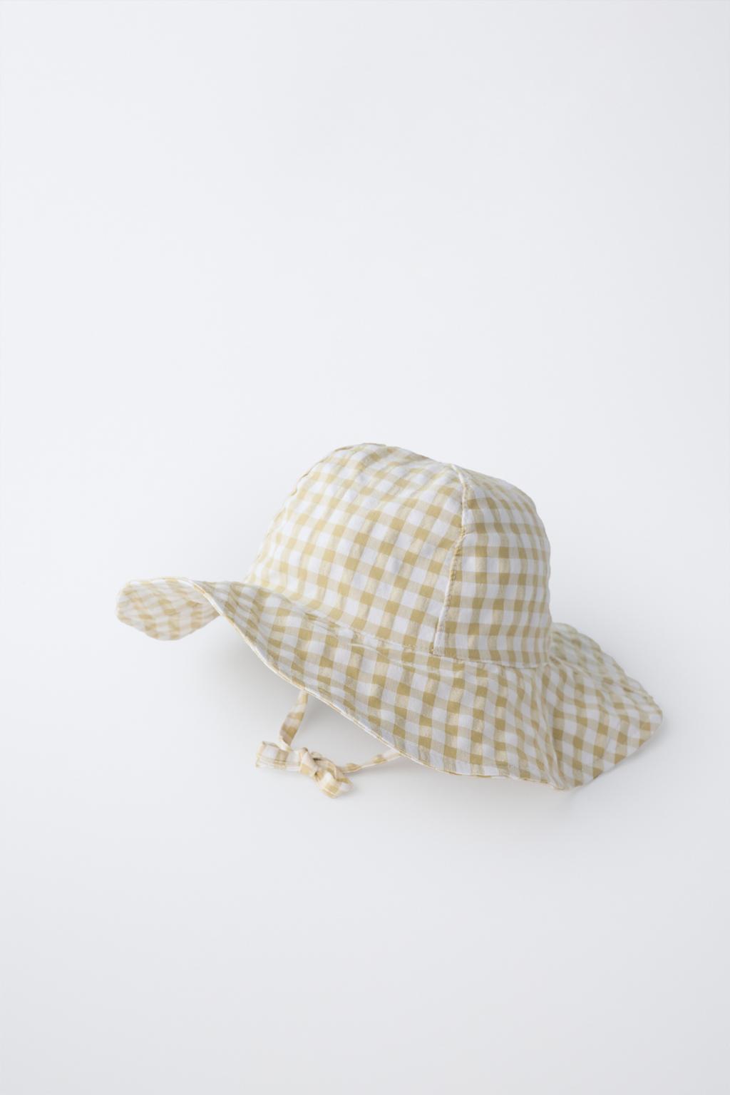 Ведёрная шляпа в клетку