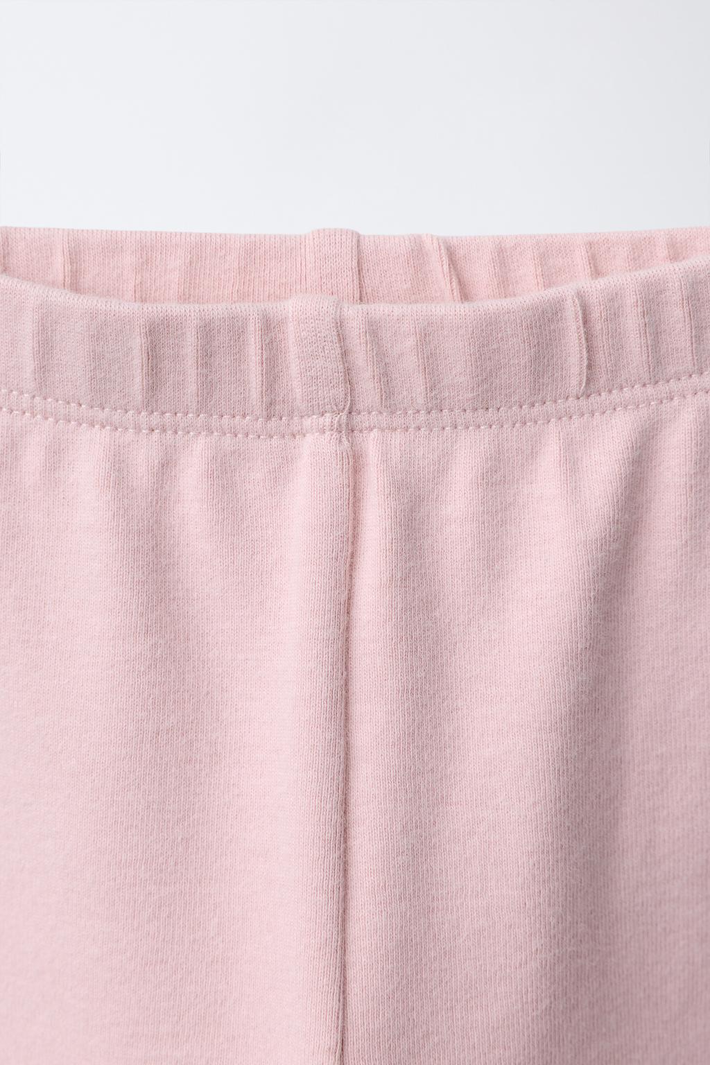 КОМПЛЕКТ ИЗ ОДНОТОННОЙ ТОЛСТОВКИ И ЛЕГИНСОВ