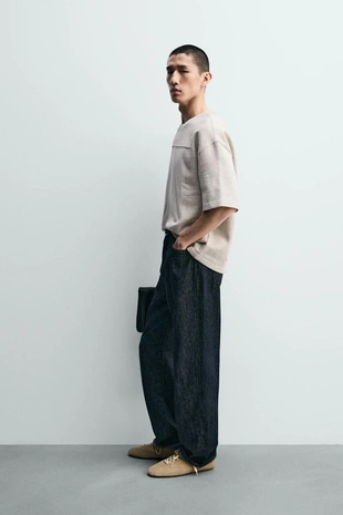 Толстовка с комбинированной нашивкой- Заказать в России