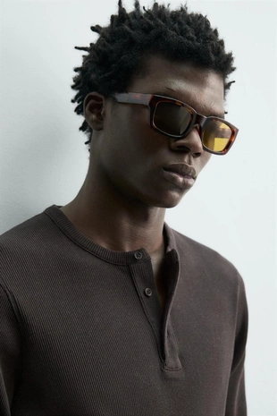 Футболка в рубчик с вырезом «хенли»- Заказать в России