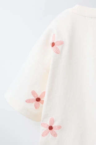 Футболка с цветочной вышивкой- Заказать в России