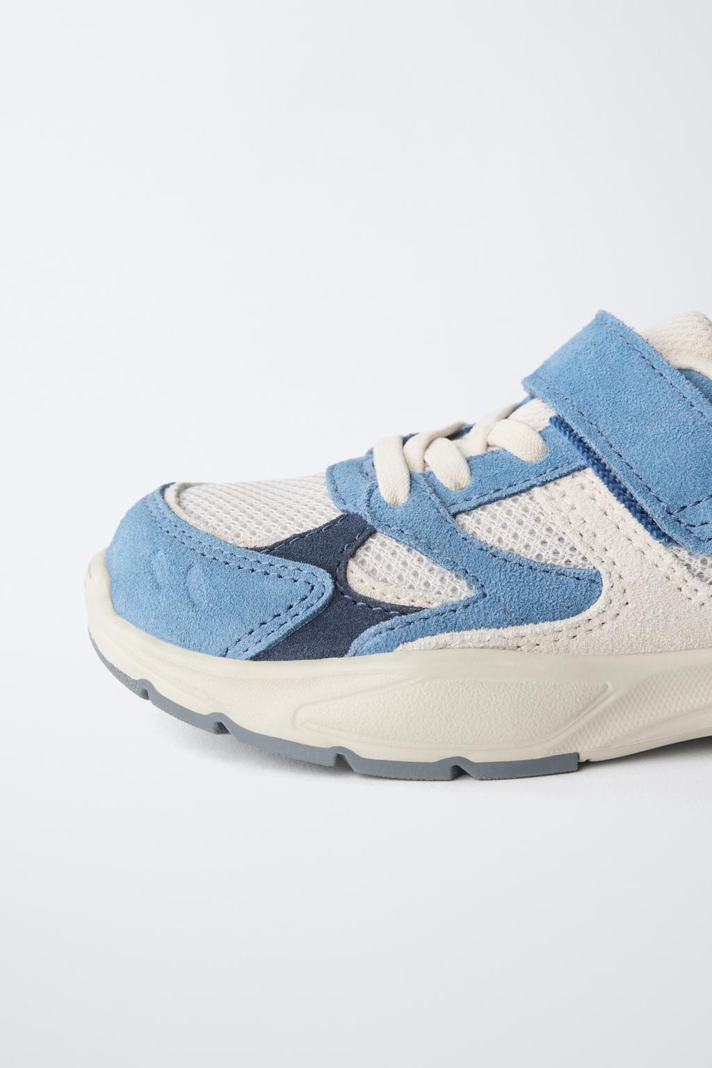 СПОРТИВНЫЕ КРОССОВКИ