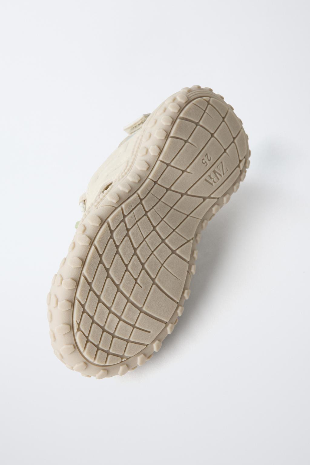 СПОРТИВНЫЕ САНДАЛИИ