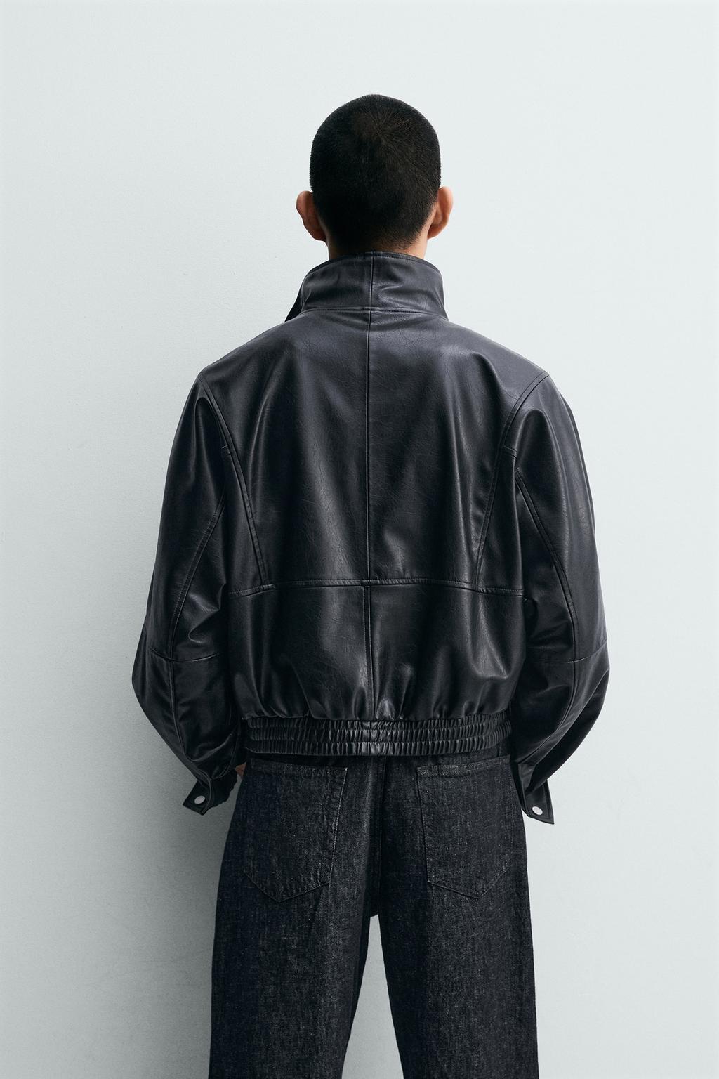 УКОРОЧЕННАЯ КУРТКА ИЗ ИСКУССТВЕННОЙ КОЖИ